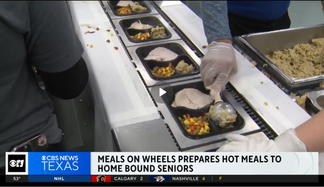 Meals on Wheels gives out warm smiles and warm food on Thanksgiving